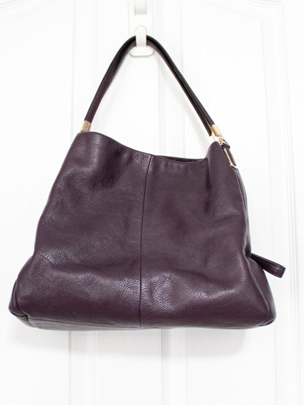 PRISTINE NWOT Coach Large Edie Shoulder Bag - Dark Purple Plum with Gold Hardwa